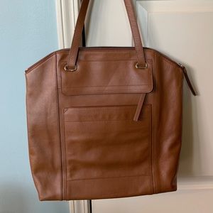 Leather Banana Republic Zippered Tote